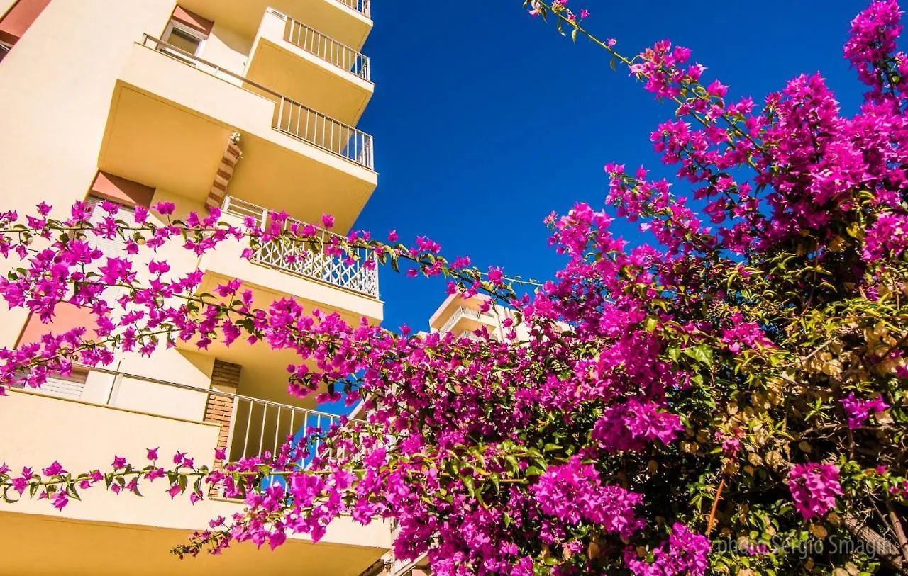 דירה בנאלמדנה 422 Estudio En Minerva Apartamentos- Vistas Al Jardin - Piscina Y Playa